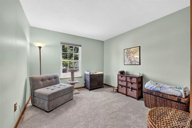 120 Oak Valley Drive, St Peters, MO 63376