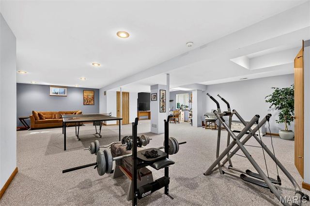 120 Oak Valley Drive, St Peters, MO 63376
