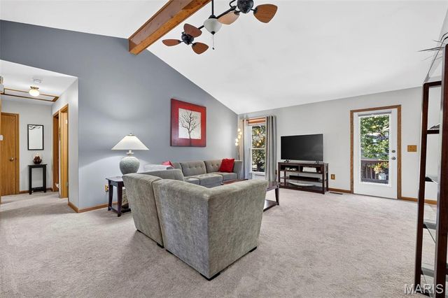 120 Oak Valley Drive, St Peters, MO 63376