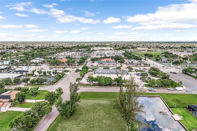 119 Aviation PKWY, Cape Coral, FL 33904
