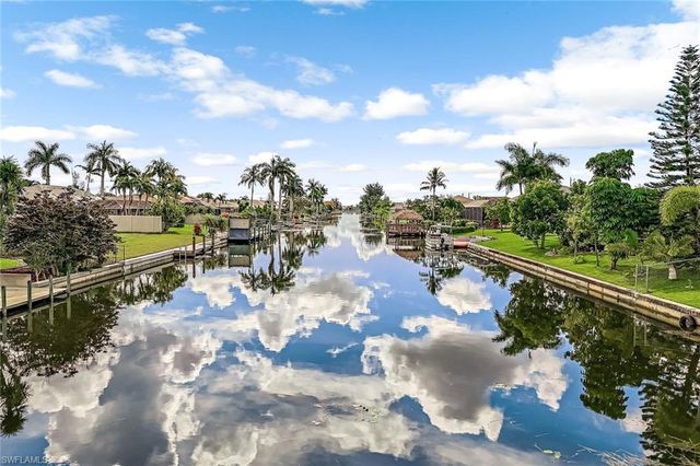 119 Aviation PKWY, Cape Coral, FL 33904