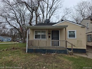 24511 Florence Street, Detroit, MI 48219