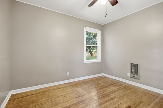 129 Napier Dr, Columbia, TN 38401