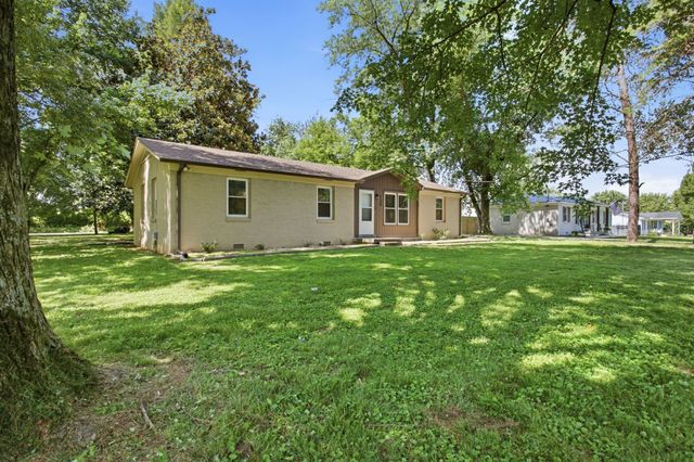 129 Napier Dr, Columbia, TN 38401