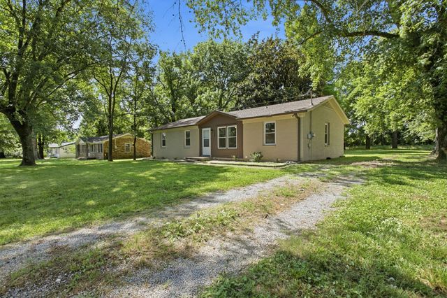129 Napier Dr, Columbia, TN 38401