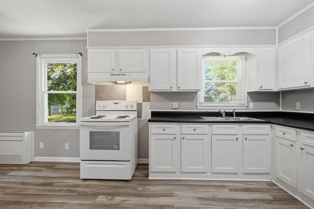129 Napier Dr, Columbia, TN 38401
