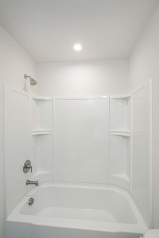 5044 Dayflower Drive, Hermitage, TN 37076