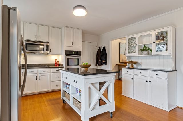 1004 Chapel Ct, Franklin, TN 37069