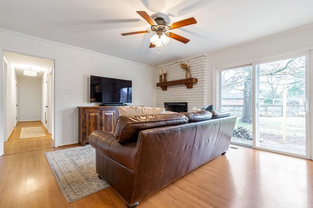 1004 Chapel Ct, Franklin, TN 37069