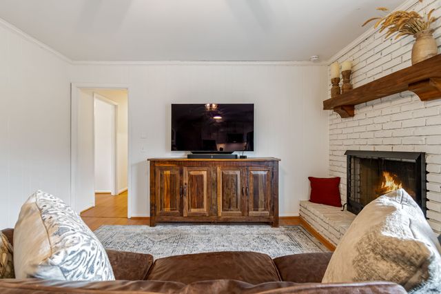 1004 Chapel Ct, Franklin, TN 37069