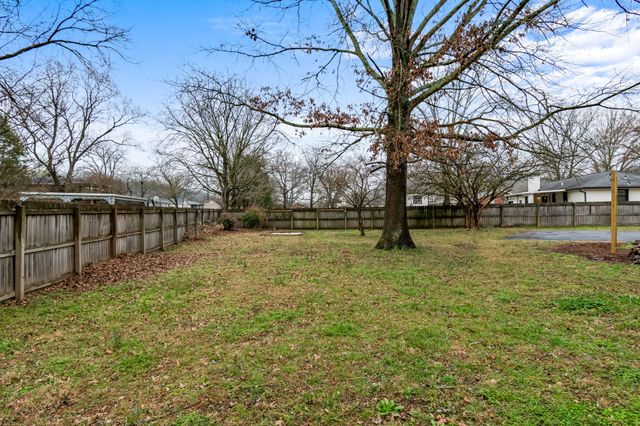 1004 Chapel Ct, Franklin, TN 37069