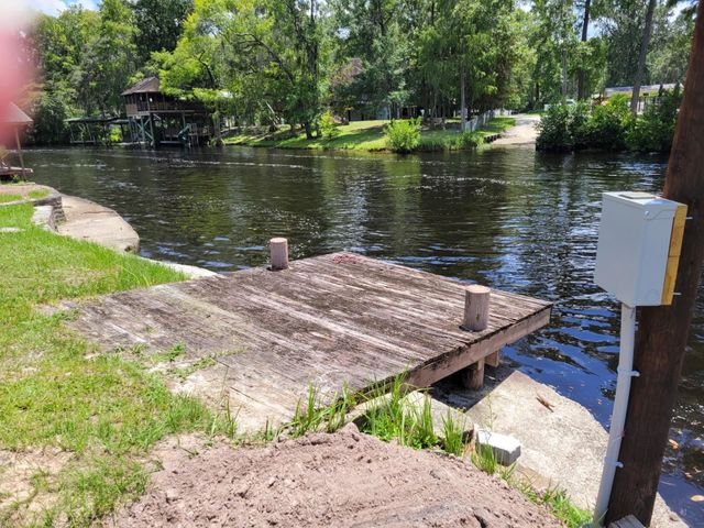 4057 LAZY ACRES RD, Middleburg, FL 32068