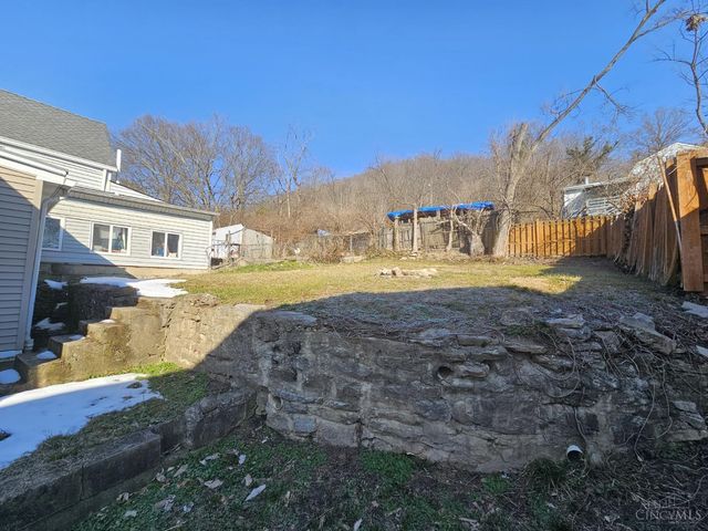 3908 Pattison Avenue, Cincinnati, OH 45204