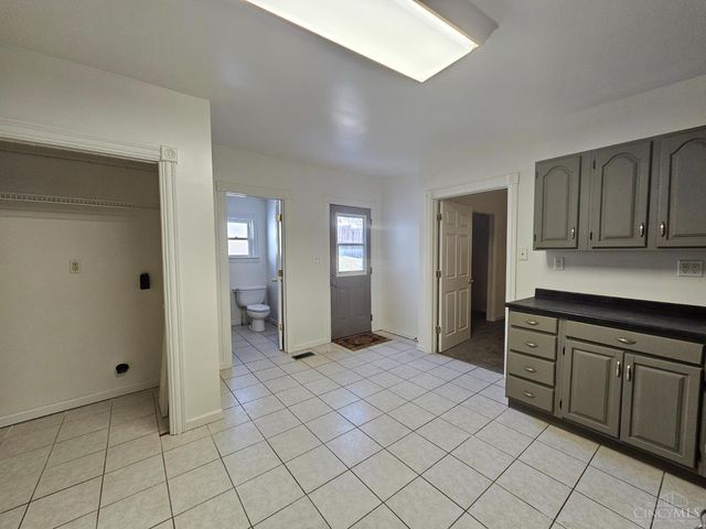 3908 Pattison Avenue, Cincinnati, OH 45204