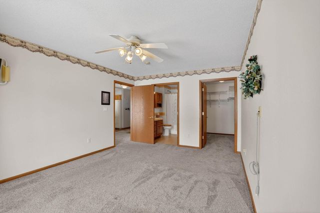 4125 Autumn Ridge Rd Unit 102, Cedar Falls, IA 50613