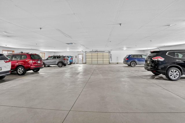 4125 Autumn Ridge Rd Unit 102, Cedar Falls, IA 50613