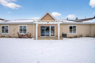 4125 Autumn Ridge Rd Unit 102, Cedar Falls, IA 50613