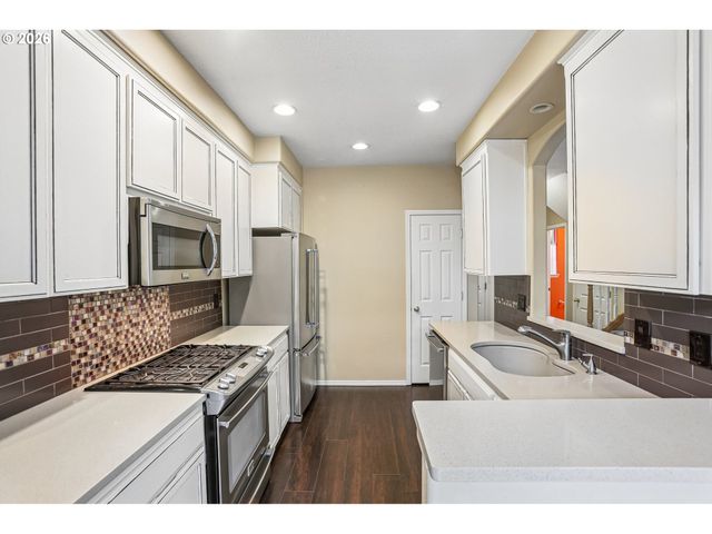 12920 Sw CHERRY BLOSSOM Ct, Beaverton, OR 97008