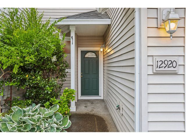 12920 Sw CHERRY BLOSSOM Ct, Beaverton, OR 97008