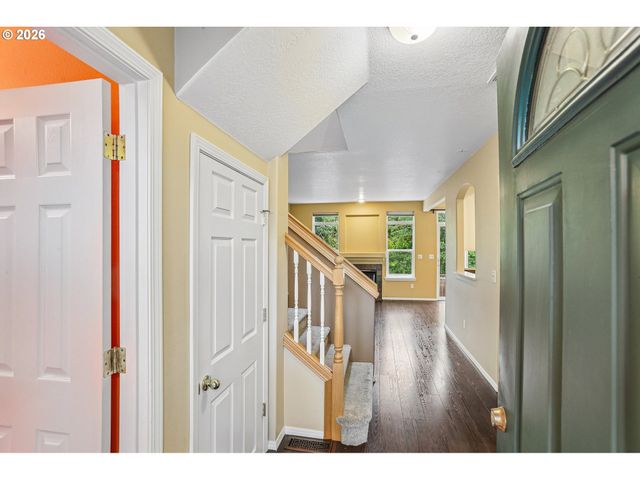 12920 Sw CHERRY BLOSSOM Ct, Beaverton, OR 97008
