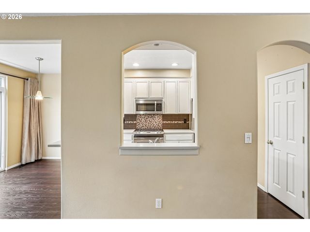 12920 Sw CHERRY BLOSSOM Ct, Beaverton, OR 97008