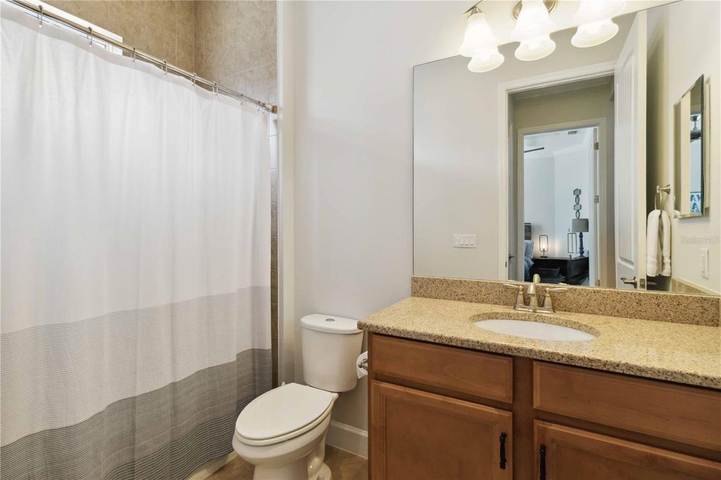 Image 23 of property listing at 230 SAPPHIRE LAKE DRIVE 201, Bradenton, FL 34209