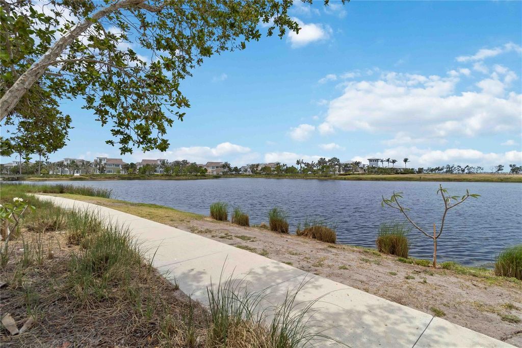 Image 27 of property listing at 230 SAPPHIRE LAKE DRIVE 201, Bradenton, FL 34209
