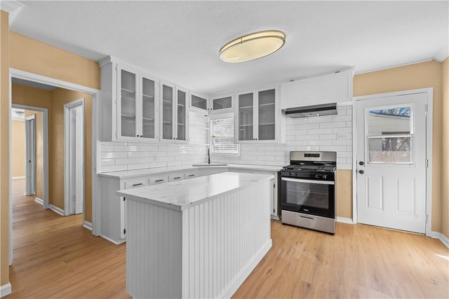 717 Indiana Ave, Corpus Christi, TX 78404