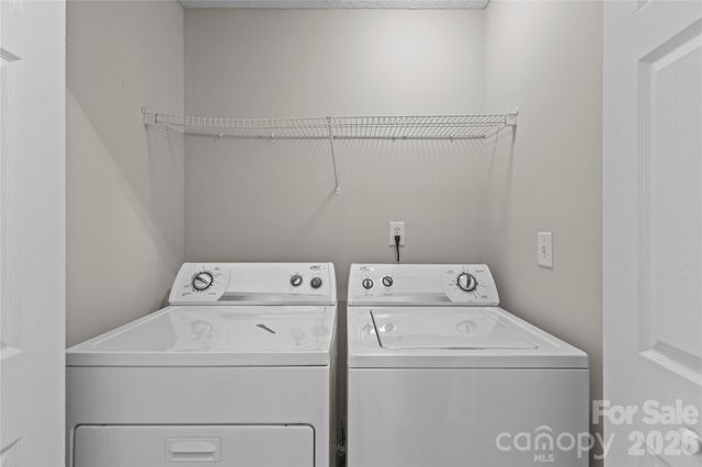 10923 Holly Ridge Boulevard, Charlotte, NC 28216