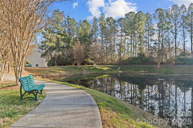 10923 Holly Ridge Boulevard, Charlotte, NC 28216