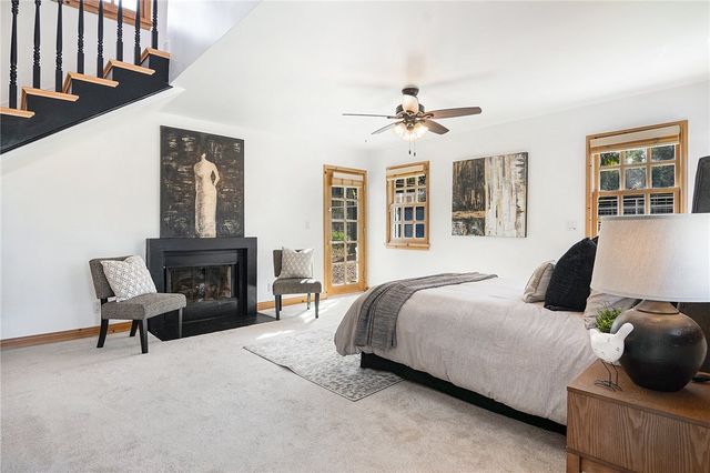922 Carefree Drive, Simi Valley, CA 93065