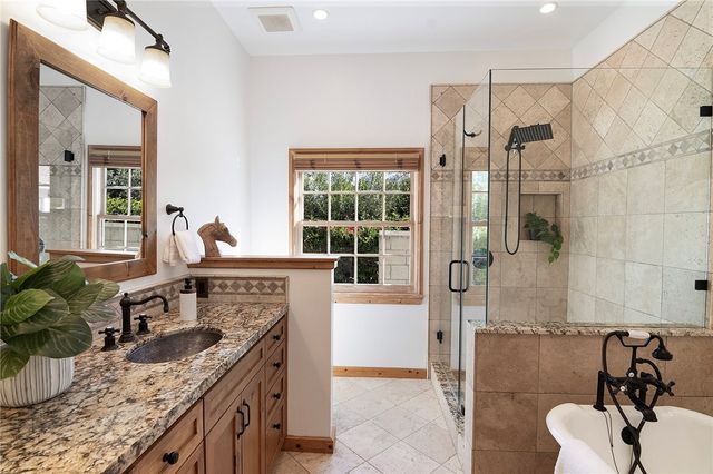 922 Carefree Drive, Simi Valley, CA 93065