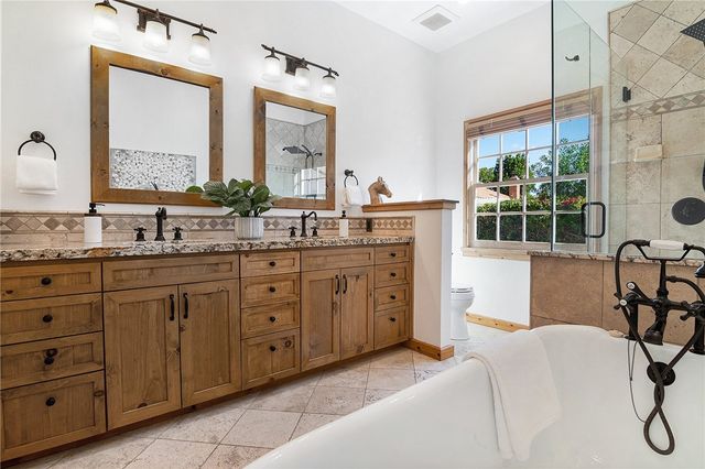922 Carefree Drive, Simi Valley, CA 93065