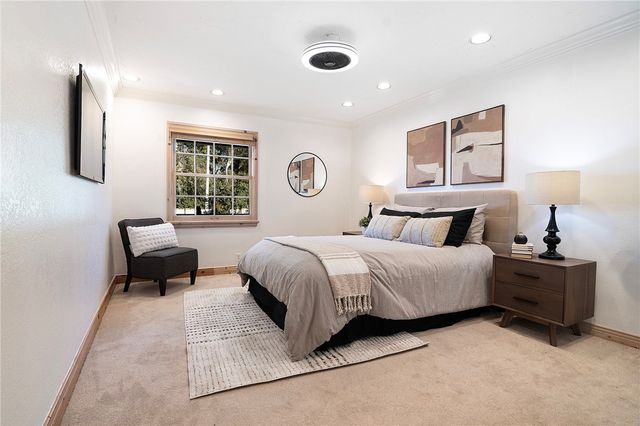 922 Carefree Drive, Simi Valley, CA 93065