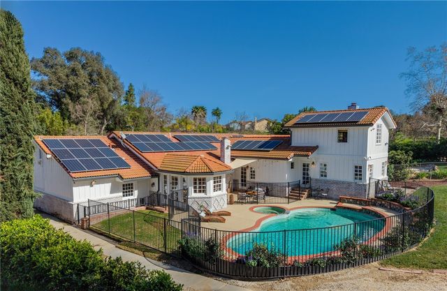 922 Carefree Drive, Simi Valley, CA 93065