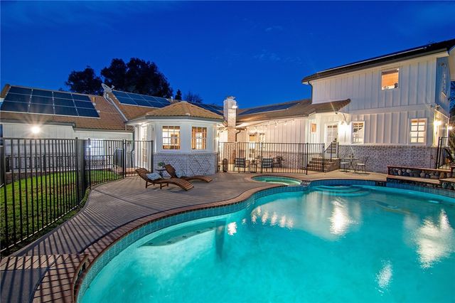 922 Carefree Drive, Simi Valley, CA 93065
