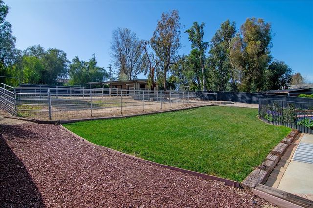 922 Carefree Drive, Simi Valley, CA 93065