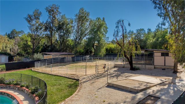 922 Carefree Drive, Simi Valley, CA 93065