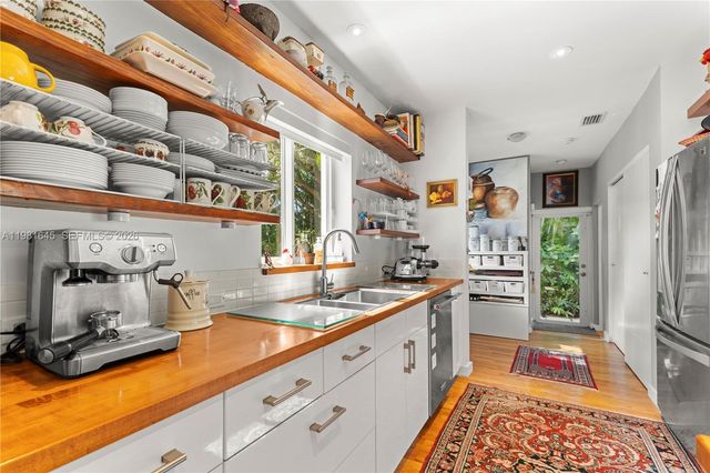 70 NE 97th St, Miami Shores, FL 33138