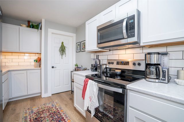 512 E 19th Street S, Newton, IA 50208