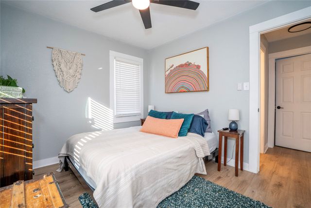 512 E 19th Street S, Newton, IA 50208