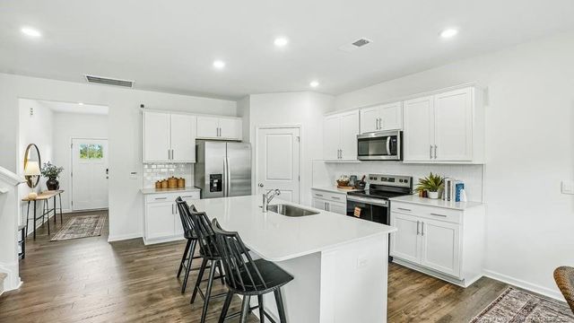 301 Maddox Drive, Aberdeen, NC 28315