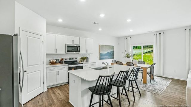 301 Maddox Drive, Aberdeen, NC 28315