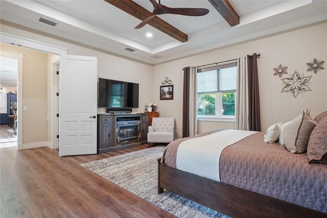 4 OAKVIEW COURT, Palm Coast, FL 32137