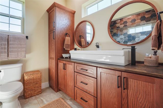 4 OAKVIEW COURT, Palm Coast, FL 32137