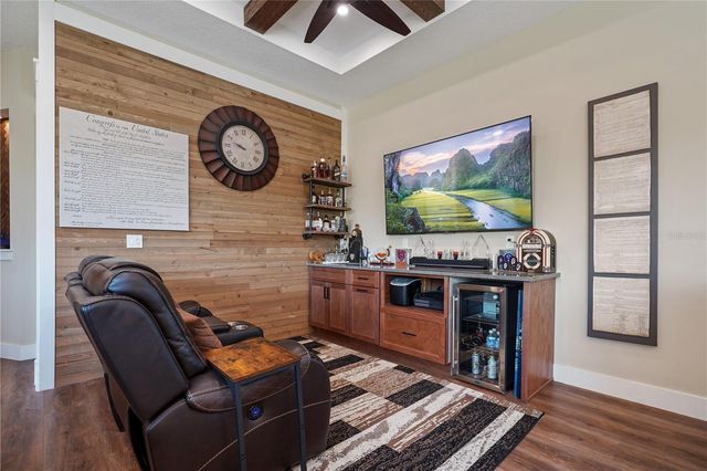 4 OAKVIEW COURT, Palm Coast, FL 32137