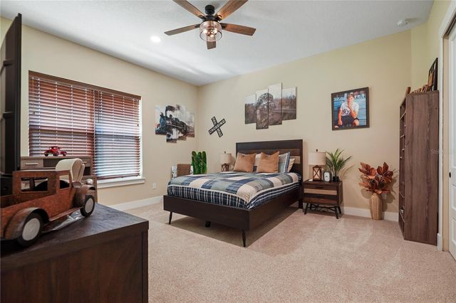 4 OAKVIEW COURT, Palm Coast, FL 32137