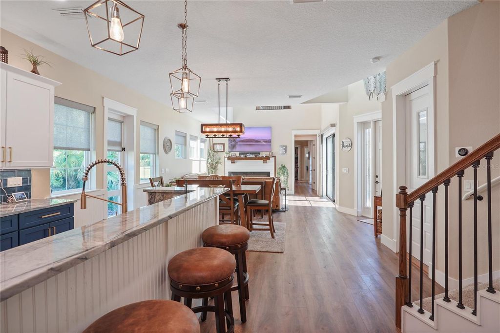 Image 13 of property listing at 4 OAKVIEW COURT, Palm Coast, FL 32137