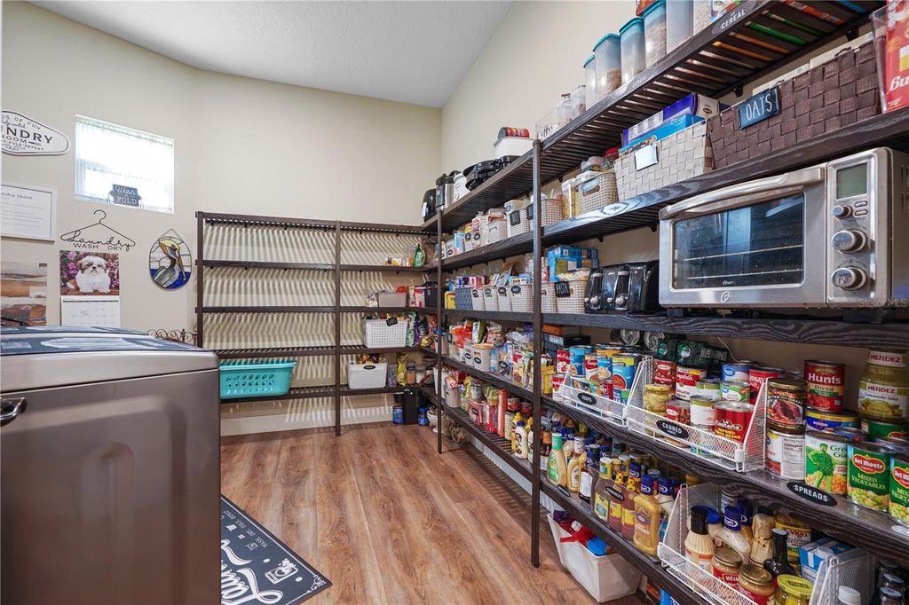 Image 25 of property listing at 4 OAKVIEW COURT, Palm Coast, FL 32137