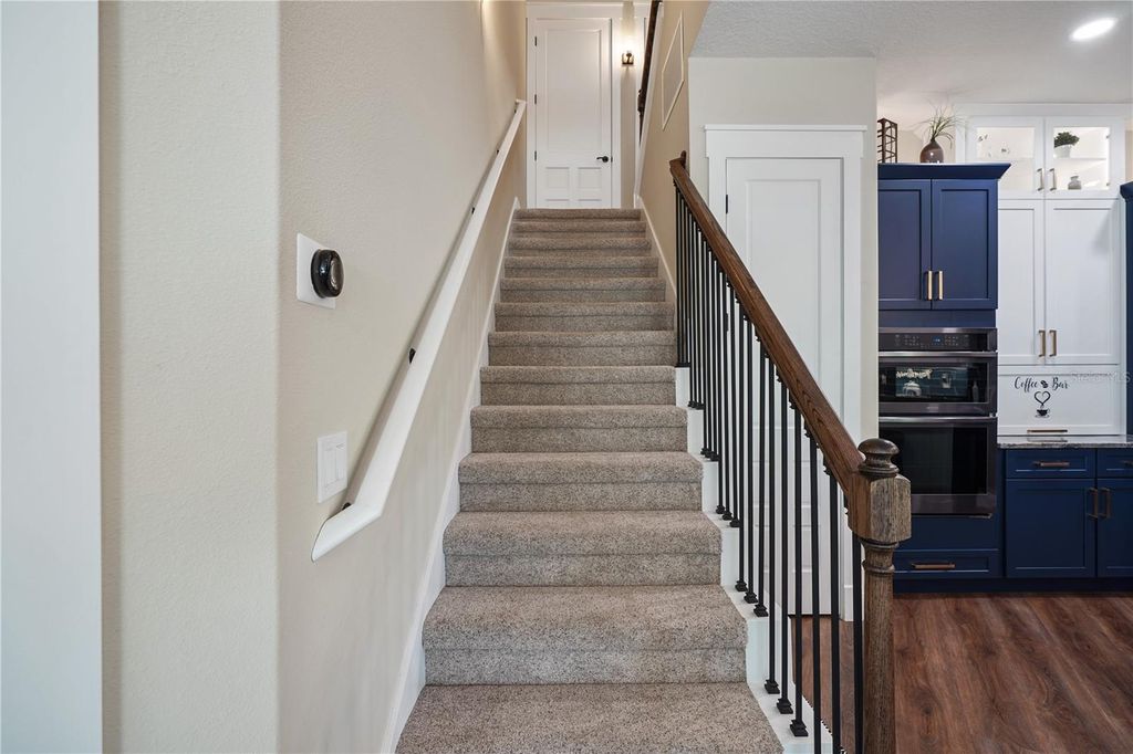 Image 26 of property listing at 4 OAKVIEW COURT, Palm Coast, FL 32137